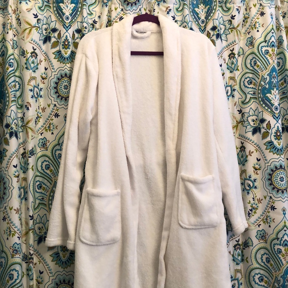 Robe wand after shower cami robe